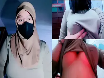 Bokep Jilbab Ukhti Remas Toket Gede Live di Kamar